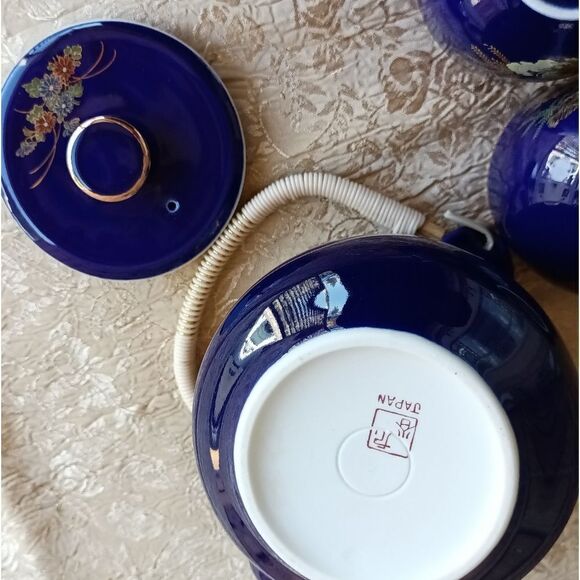 Vintage Cobalt blue kettle w 4 cups Japan - Picture 5 of 13